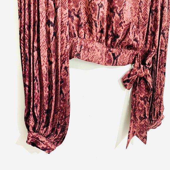 Cupcakes And Cashmere Snake Print Wrap Style Blouse XS Long Sleeve V-Neck - Picture 8 of 10